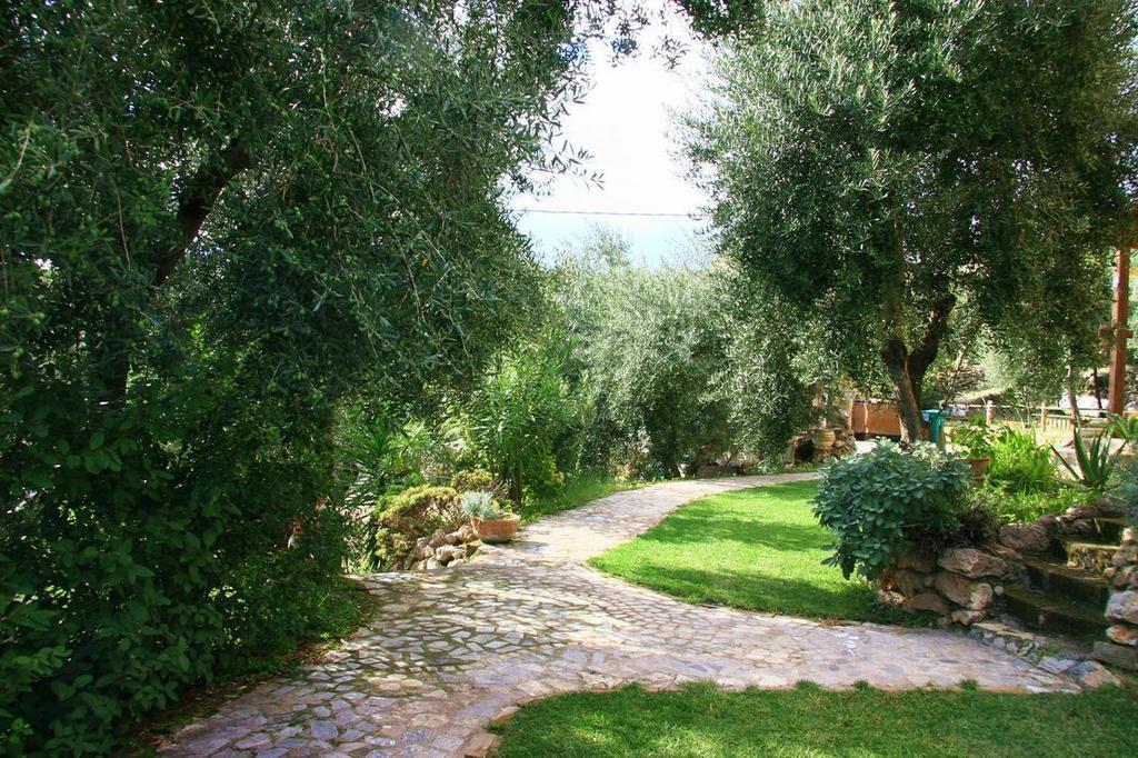 Buenavistasurfmed Itri Exterior foto